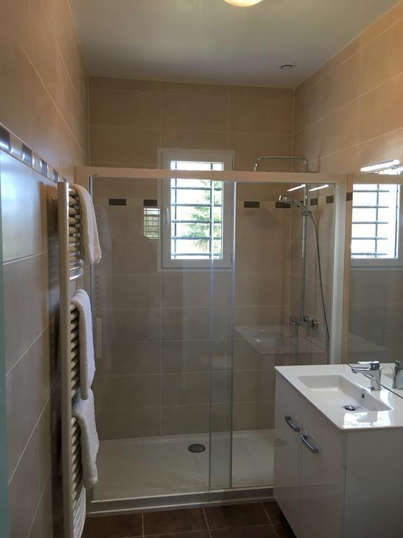 Вилла La Garenne Exideuil-sur-Vienne Экстерьер фото